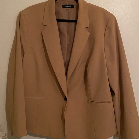 Nine West Blazer. Size 20